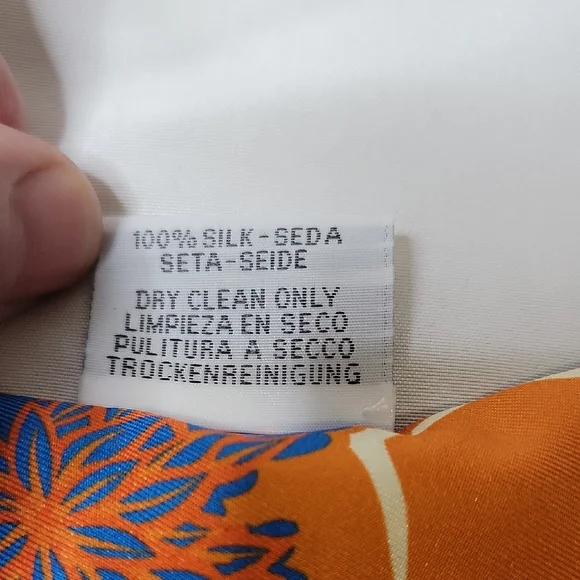 Hermes Blue and Orange Giraffe Silk Twilly - Picture 4 of 4